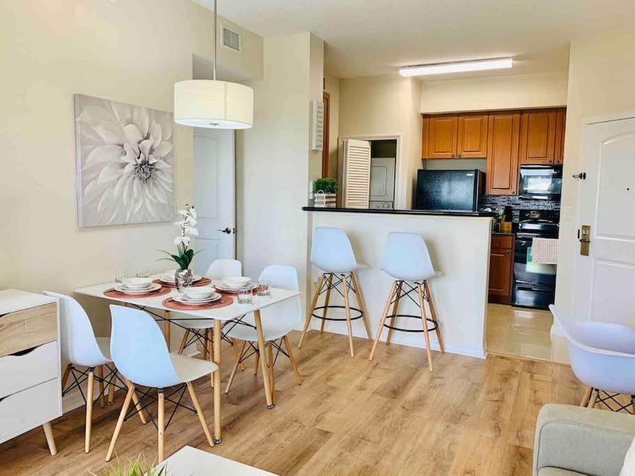 Walking Distance From Universal One Bedroom Resort Orlando Exterior photo